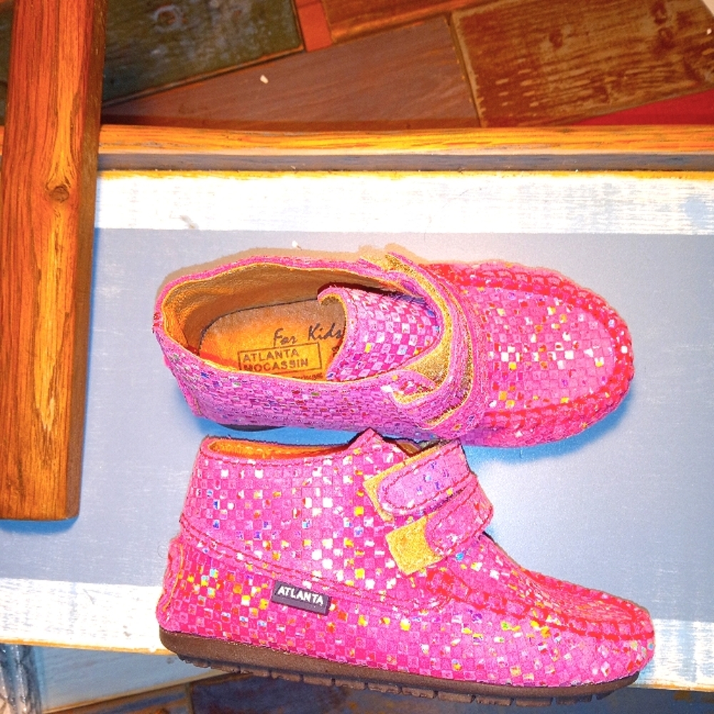 NWOT Atlanta Moccasin - Handmade in Portugal - Little Girl 7